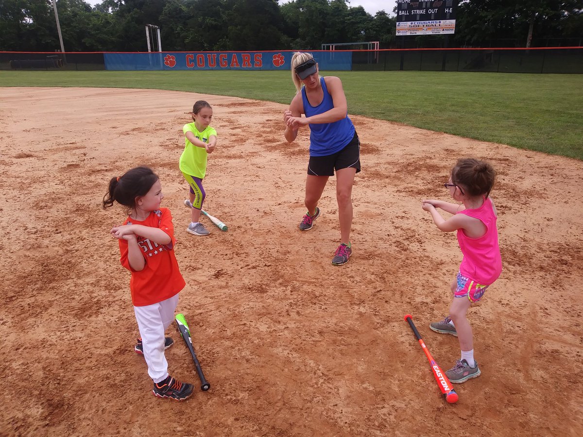 lafollettepress's tweet photo. The CCHS softball camp kicked off today and will run through Wednesday. Even if you missed today, @softballcoach04 says you can still participate at a prorated cost. https://t.co/8swbNCNe9R
