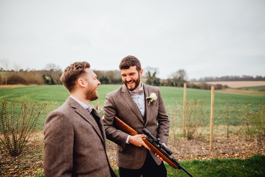chebirchhayes's tweet photo. Guns and Gin before there ceremony? Why not? #notloaded #thankfully
https://t.co/4dothfyxUy
#documentarywedding #weddingphotographer #herefordphotographer https://t.co/imkera14fc