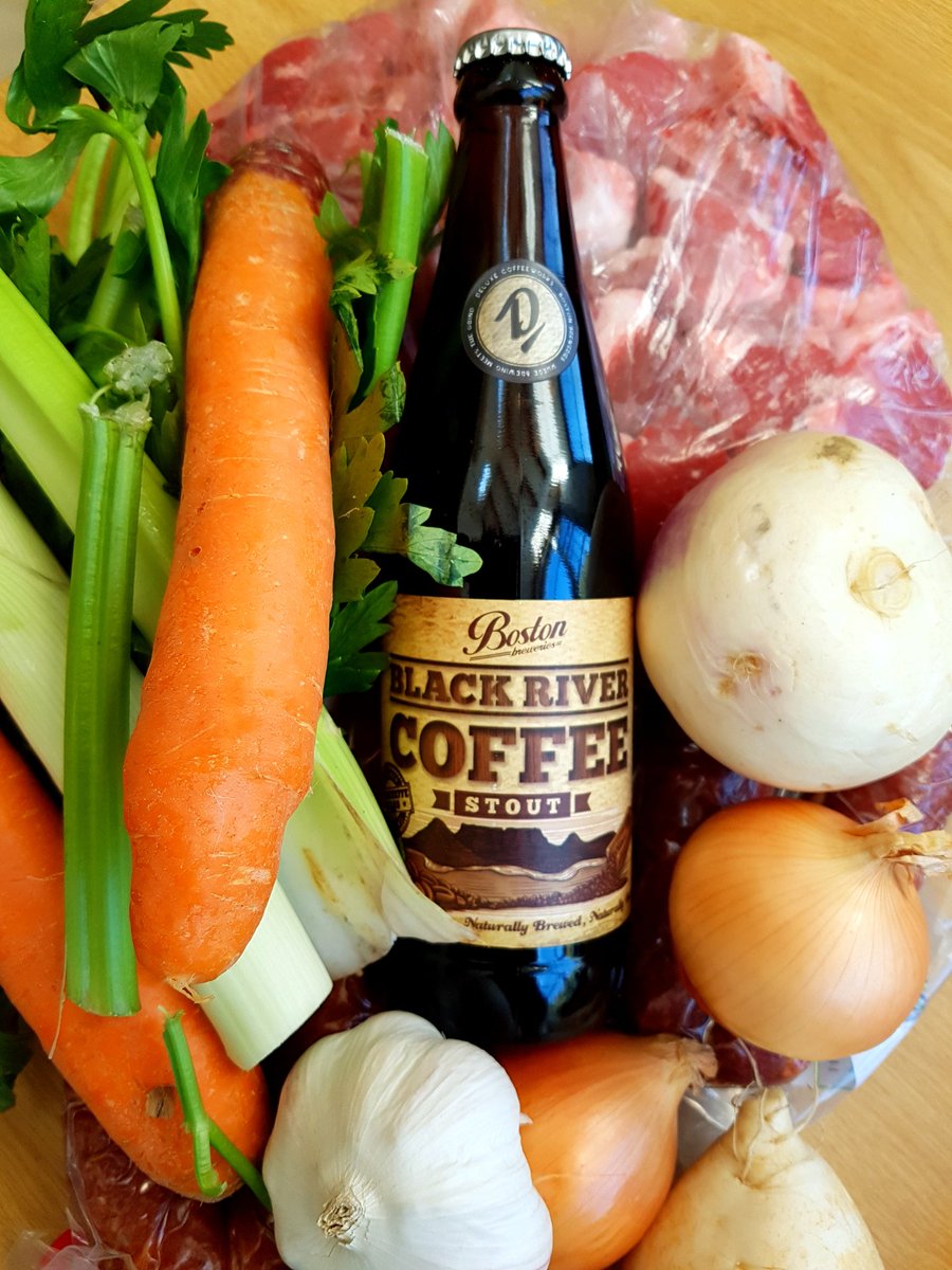 SpicedWeasel's tweet photo. It's a tad cold so decided to play with flavours, beef &amp; chorizo stew with @BostonBreweries #DeluxeCoffeeWorks Stout making it delicious. 
#Stew #foodie #playwithfood #craftbeer https://t.co/MjxUTI2cLV