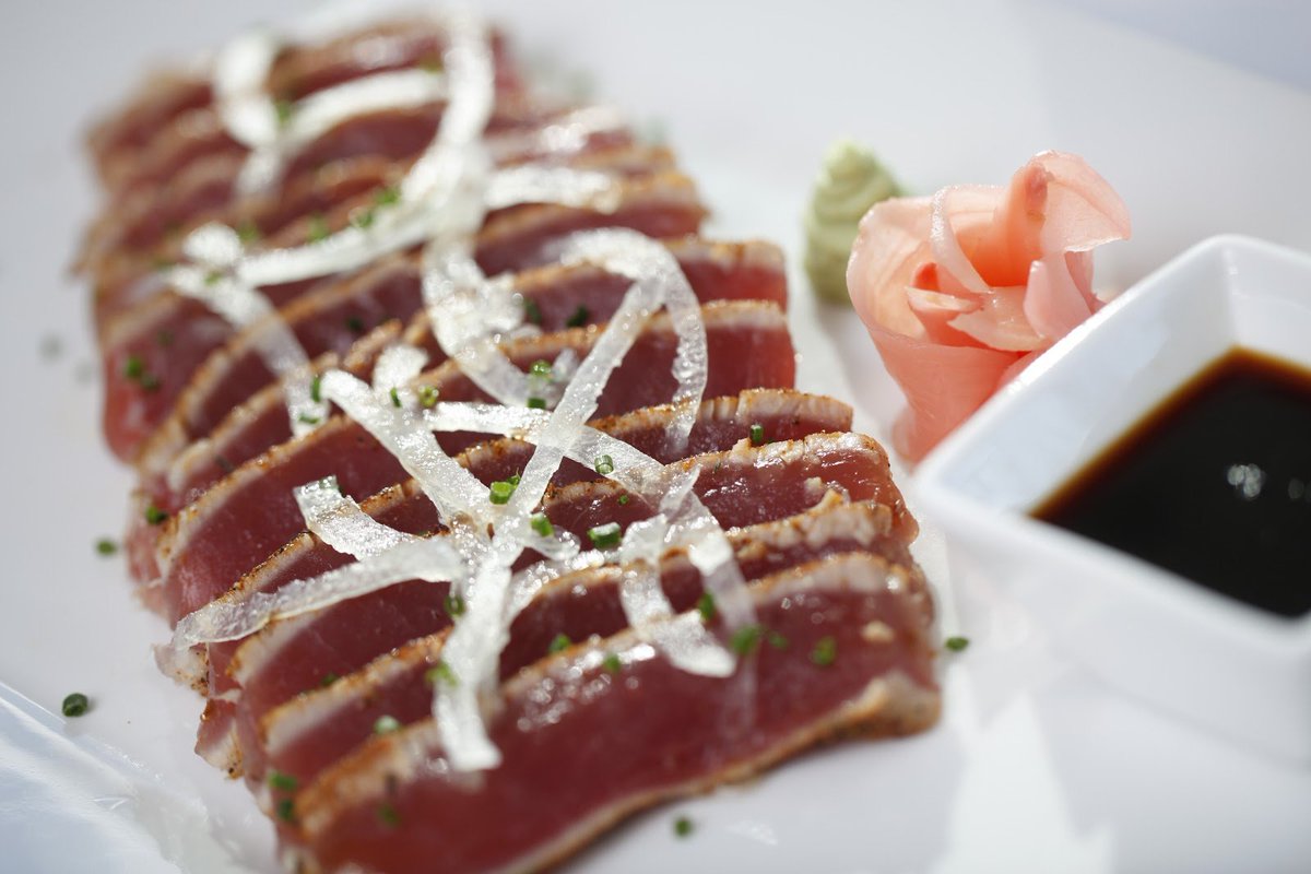 ShanahansDTC's tweet photo. Gently seared to perfection, our #1 Grade Ahi Tuna almost melts in your mouth! #ShanahansSteakhouse #Steak #Fish #Cocktails #AhiTuna #Denver # https://t.co/YVFz61m05G