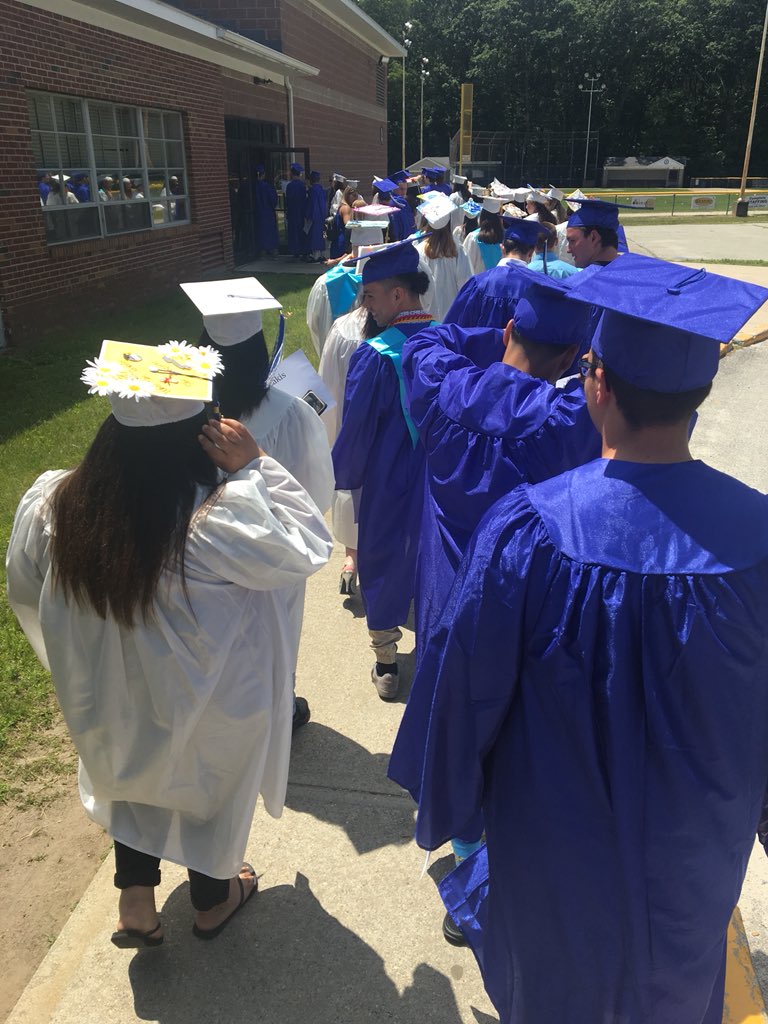 CHS Class Of 2018 tweet media