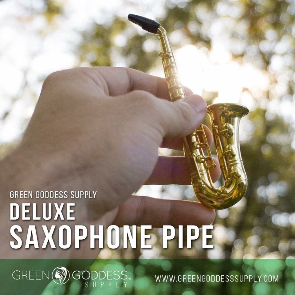 GreenGoddessSup's tweet photo. https://t.co/wT2cm7WYjN #saxpipe #saxophonepipe #saxophone #saxpipe #smokingpipe #smokingpipes #tobaccopipe #weed #cannabisculture #cannabis #cannabiscommunity #cannabissociety #prettypotheads #stoners #ganjagirls #stonergirl #stonernation #stonerchick #stonergirls #staylifted https://t.co/rpDJry7byB