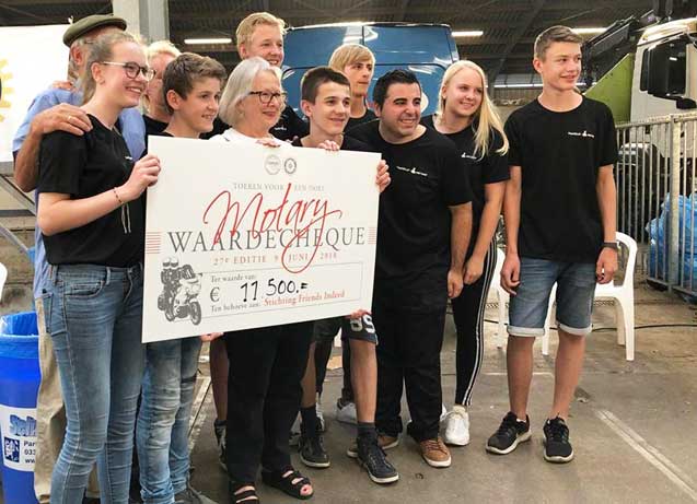 ErmeloVanNu's tweet image. ermelovannu.nl/vrijetijd/7455…

27e Motary succesvol voor goed doel. Groot bedrag voor stichting Friends Indeed

@GemeenteErmelo @gem_putten @Rotary @corlaercollege @Friends_Indeed #Ermelo #VMTC @VVVErmelo