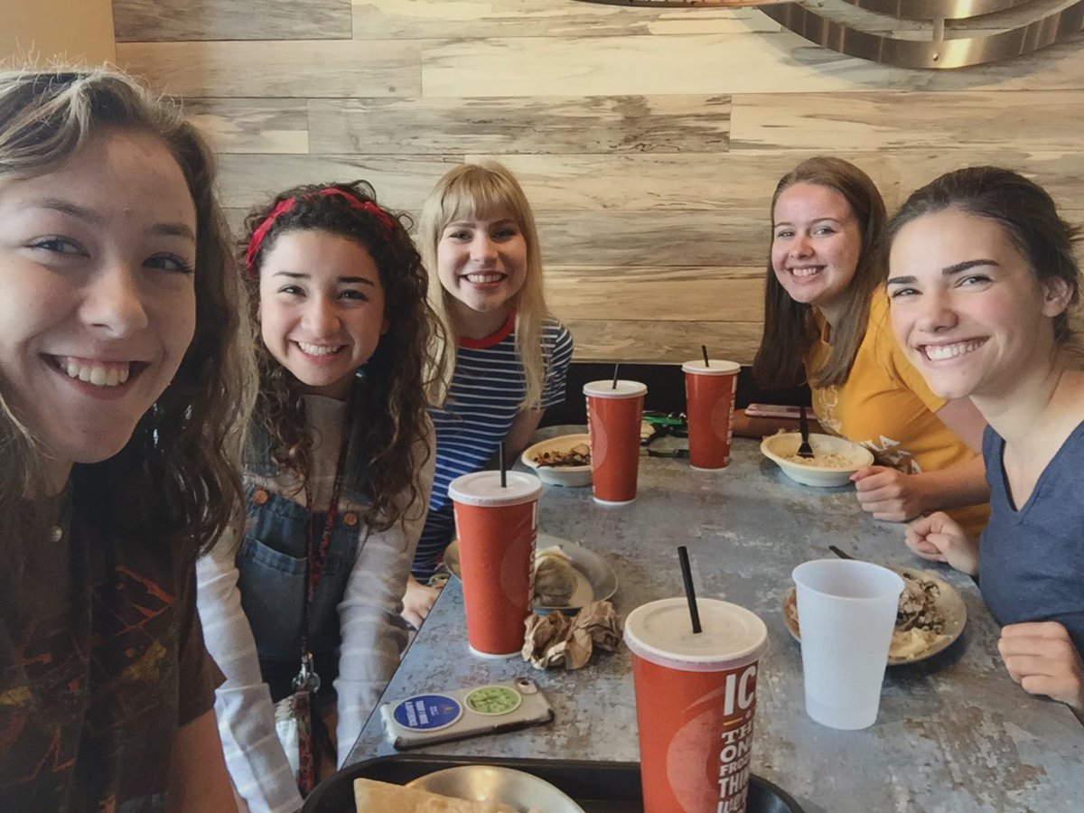 TenCentsACHS's tweet photo. Sayonara to Ten Cents’ debut year!! ♥️
Peace out class of 2018 :)
Can’t wait to take next year by storm!! https://t.co/NMeVQewUl0