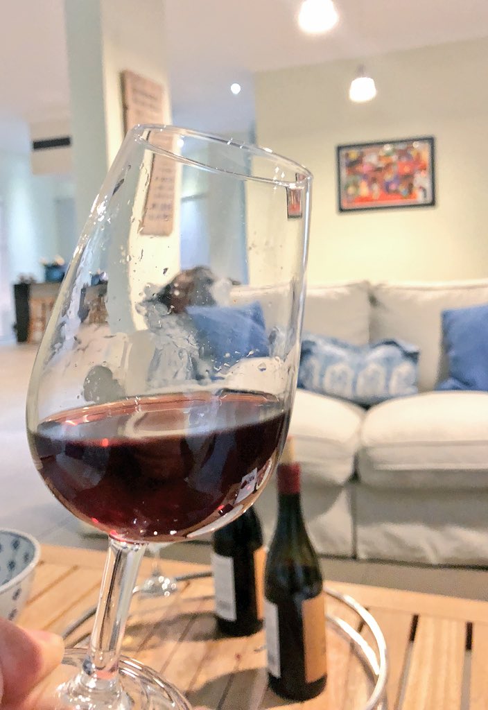 Lloydi_Boy's tweet photo. Loving the colour on the @mapi_valley Grenache... slight more on the cloudy side... but still vibrant red 🙌🏻

#SAVineShare
#MapiValley https://t.co/dh92RAcfpF