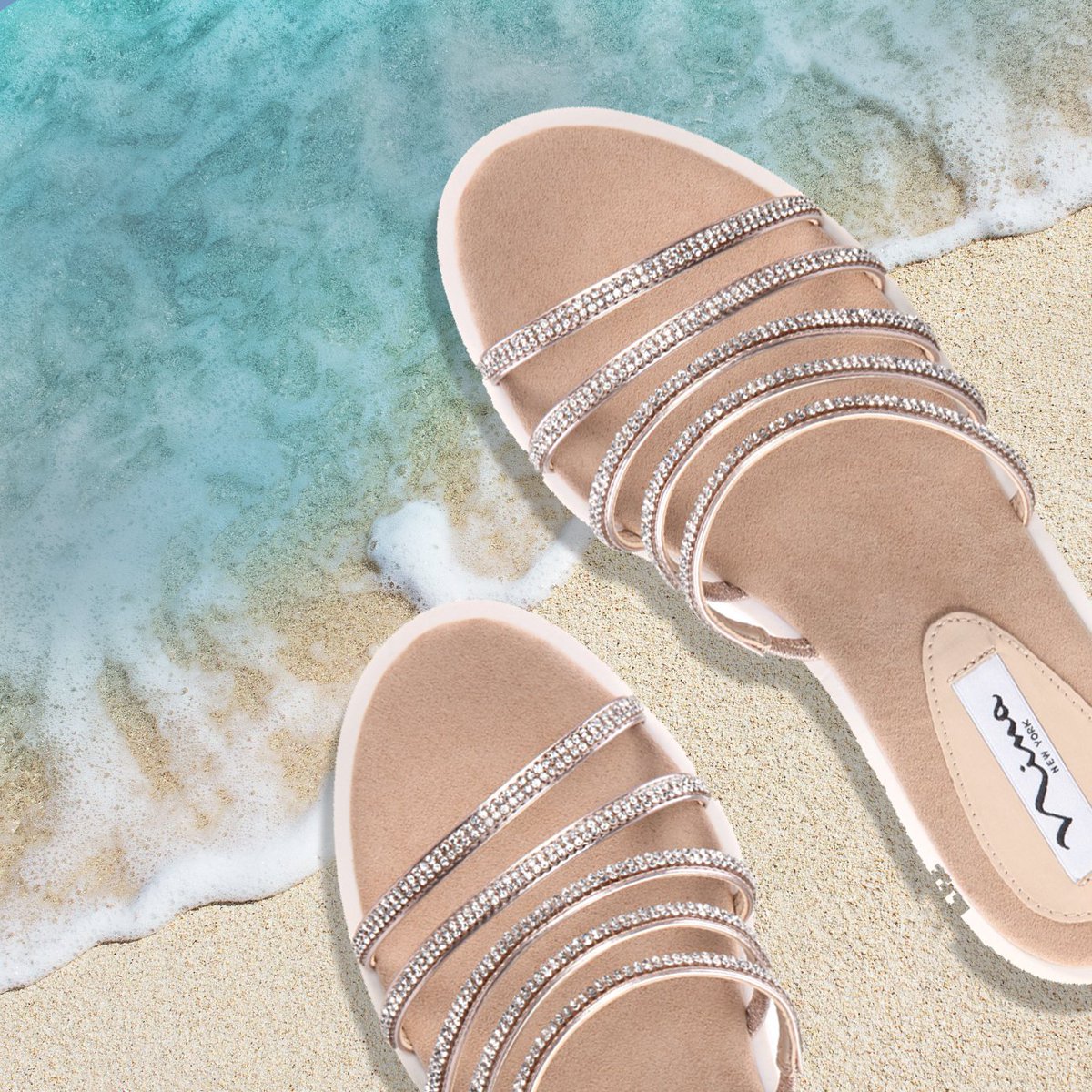 sandals twitter