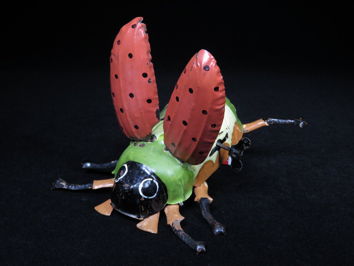 mark_toys's tweet photo. MB Toys is offering this Large Beetle - Unknown - Germany FOR SALE.  Mechanical Wind-Up &amp; Tin https://t.co/DVq110rC5G