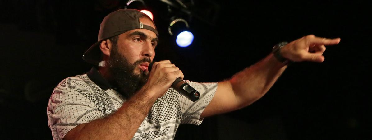 franceinfo's tweet photo. Le rappeur Médine, dont la venue au Bataclan fait polémique, accuse l'extrême droite de vouloir "limiter notre liberté d'expression"
https://t.co/0AMX5YJz3L https://t.co/lN71kORJxs