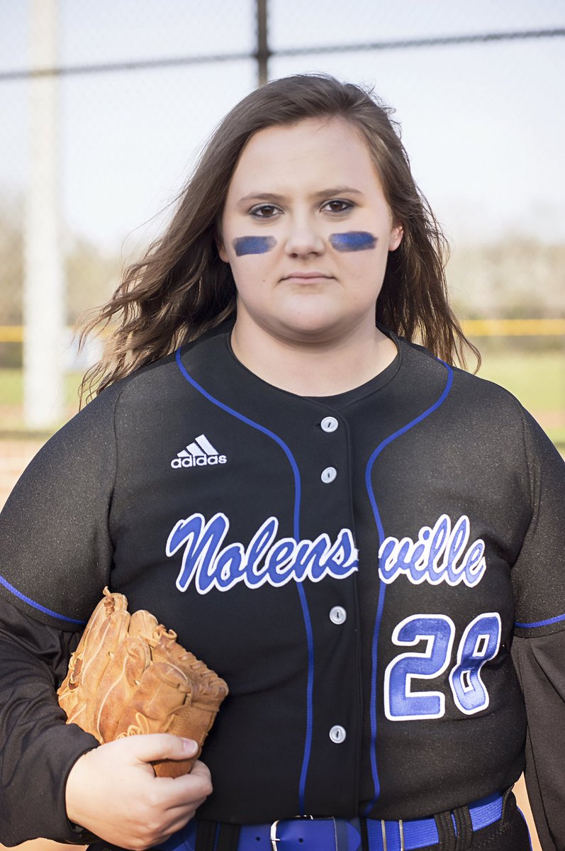 DrB0822's tweet photo. Day 1 for #LipscombSoftball Elite Camp for this #LadyKnight #NHS - have a blast Sophie Grace - #mightbehercollegenextyear https://t.co/kuudoH1Vwm