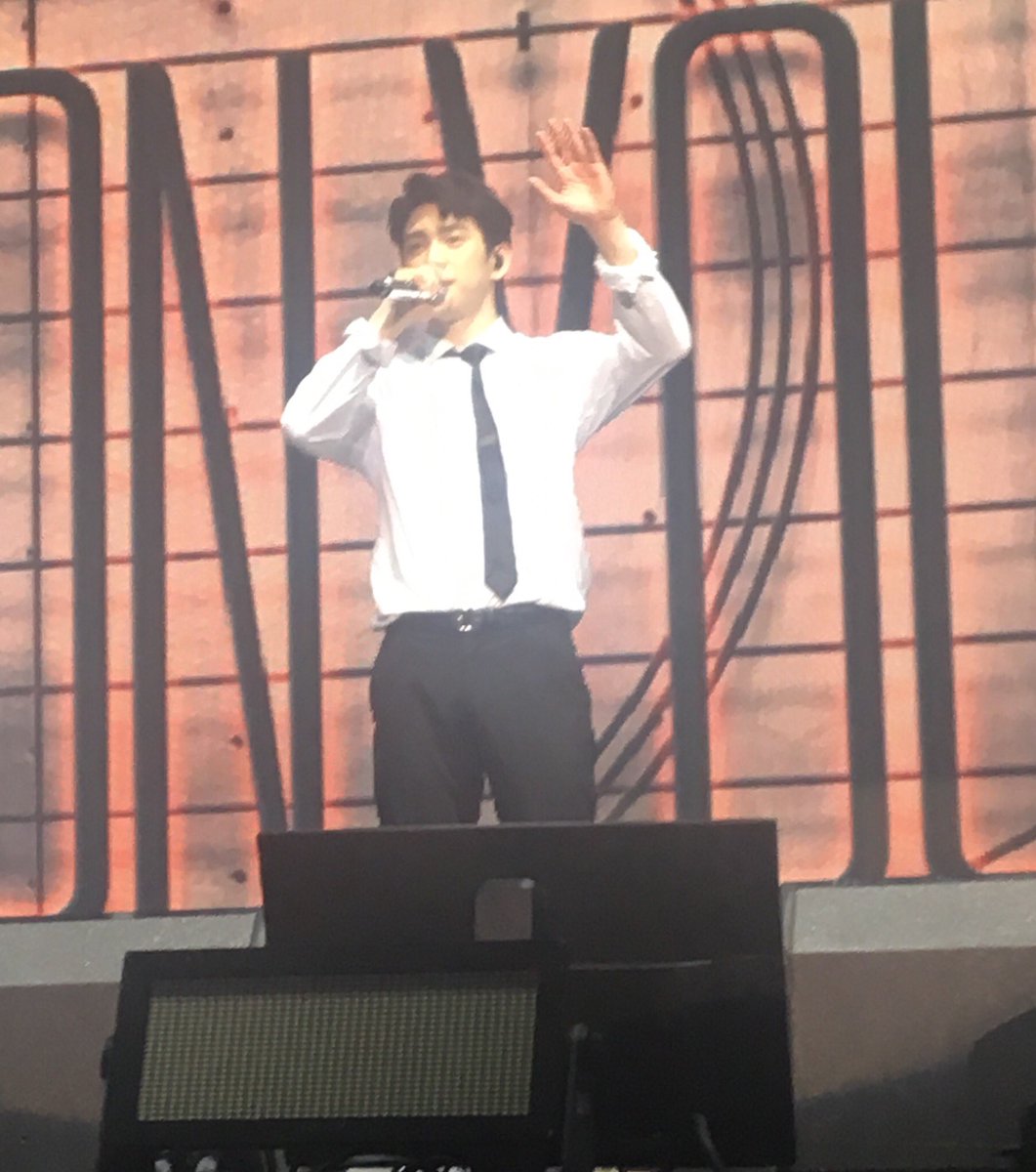 TOPssica's tweet photo. GOT7 in Paris was too good. I can’t even... 😍 https://t.co/mO2MdjqGWJ
