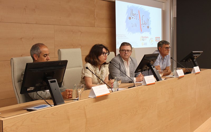 asociacionruvid's tweet photo. La @UA_Universidad, centro de innovación científica en el ámbito de la #Geología. Hasta el 13/06 acoge #IBERFAULT, III Congreso ibérico de fallas activas y paleosismicidad que reúne a más de 75 expertos https://t.co/Z5998zmtz3 https://t.co/evtVD5nuMV