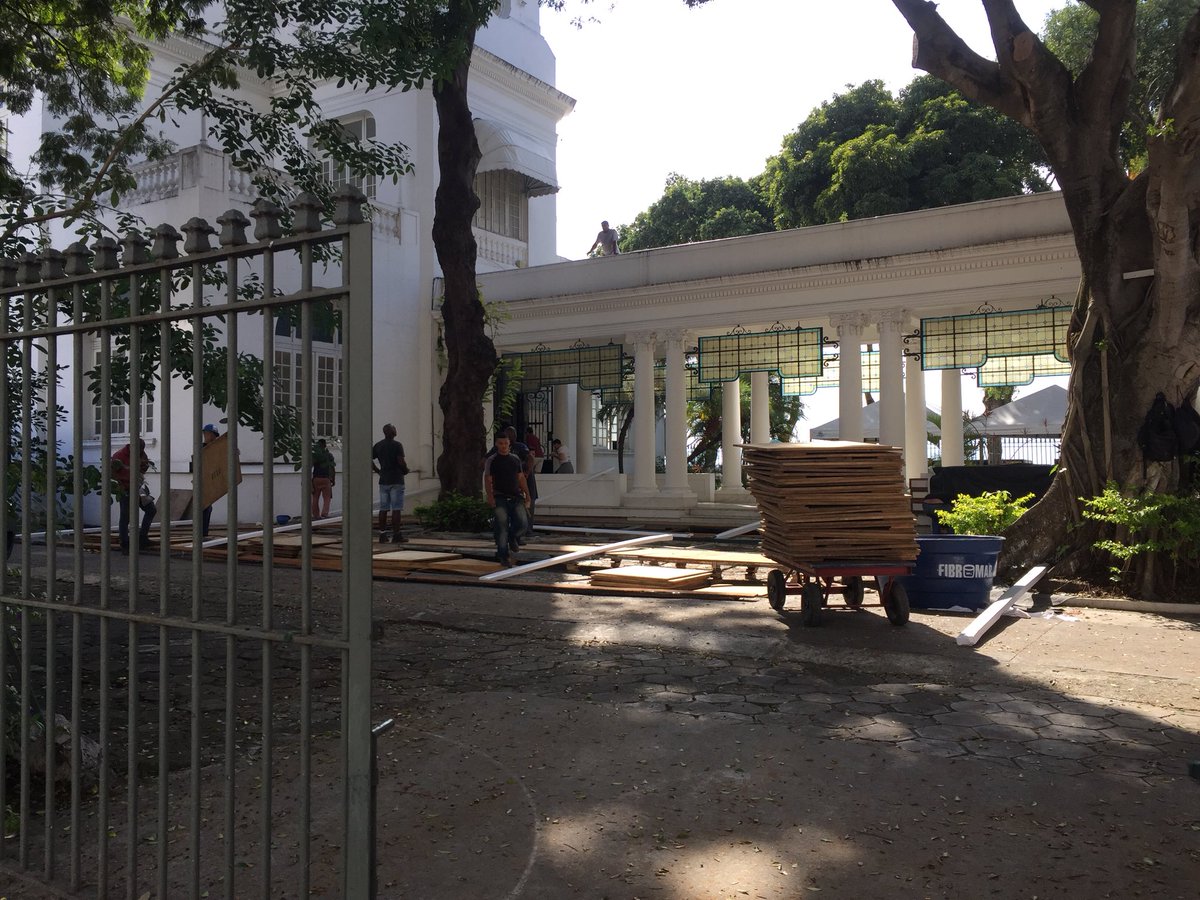 ibcmovilization's tweet photo. Last preparations for opening @VelocitySeries in #RiodeJaneiro https://t.co/VAKSTPI62H