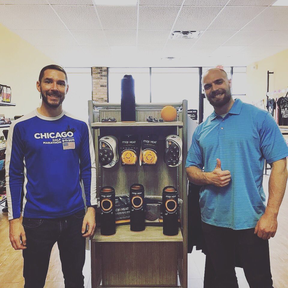 xm_running's tweet image. Scott from @GoMoji will be here at 5:30 tonight to show us some cool foam rolling and stretching techniques. An ounce of prevention is worth a pound of the cure! Rolling at 5:30 and running at 6:15!