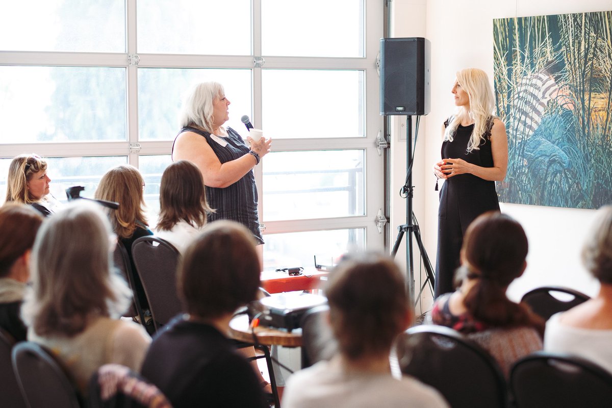 Photos are up from our May event with #LeahGoard. Big thanks to #LindynWilliams for capturing photos from the morning. Also, thanks to our partners, <a href="/gibsonsmarket/">Gibsons Public Market</a> #CapilanoUSunshineCoast <a href="/deercrossing/">artfarmers</a> and #TheCooperatorsSunshineCoast 
flickr.com/photos/creativ…
#CMSUN