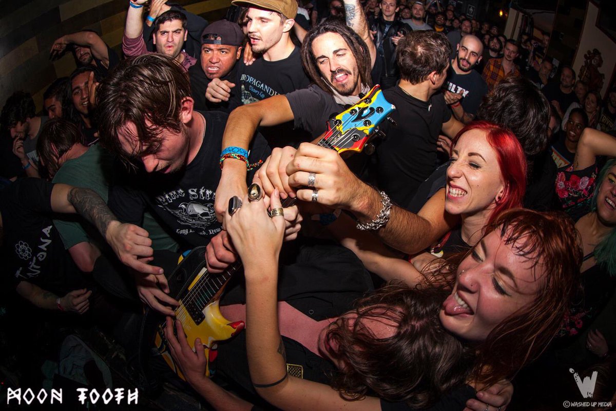 MoonTooth1's tweet photo. See you June 22nd #Amityville! Come steal Nick’s guitar and rage with us, @johnnyboothNY @carnivoraband #GiveUpTheGoods &amp; #InvertedEarth all raging for the @WashedUpMedia 5 Year Anniversary at @AmityvilleMH ⚡️⚡️⚡️ TICKETS - https://t.co/dy8JeyGtoc https://t.co/Wx7psYIrh7