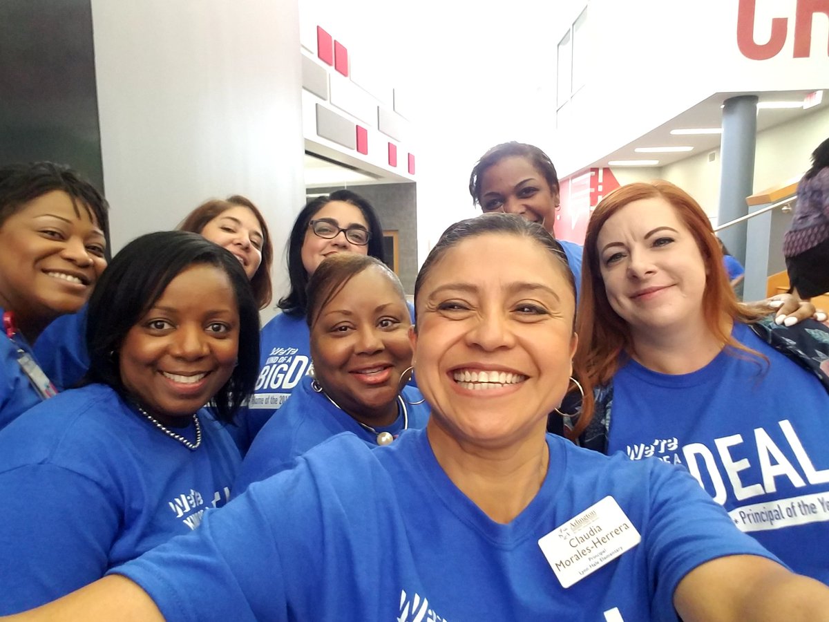 claudiamh29's tweet image. AISD Area 3 Principals Sam Pride #SamStrong #bestarea #relentlessleaders