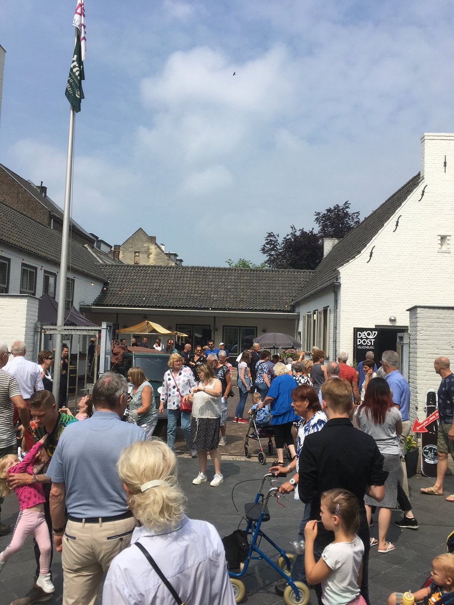 Top samenwerking bij onze locatie De Post in Valkenburg. Samenwerking vanuit Smart Market met Brouwgilde Rolduc, Wijngaard Raarberg, Weamplify, BeSwiss &amp; De Stoute Schoen. #verbinden #samenwerking #smartmarket #food #leisure