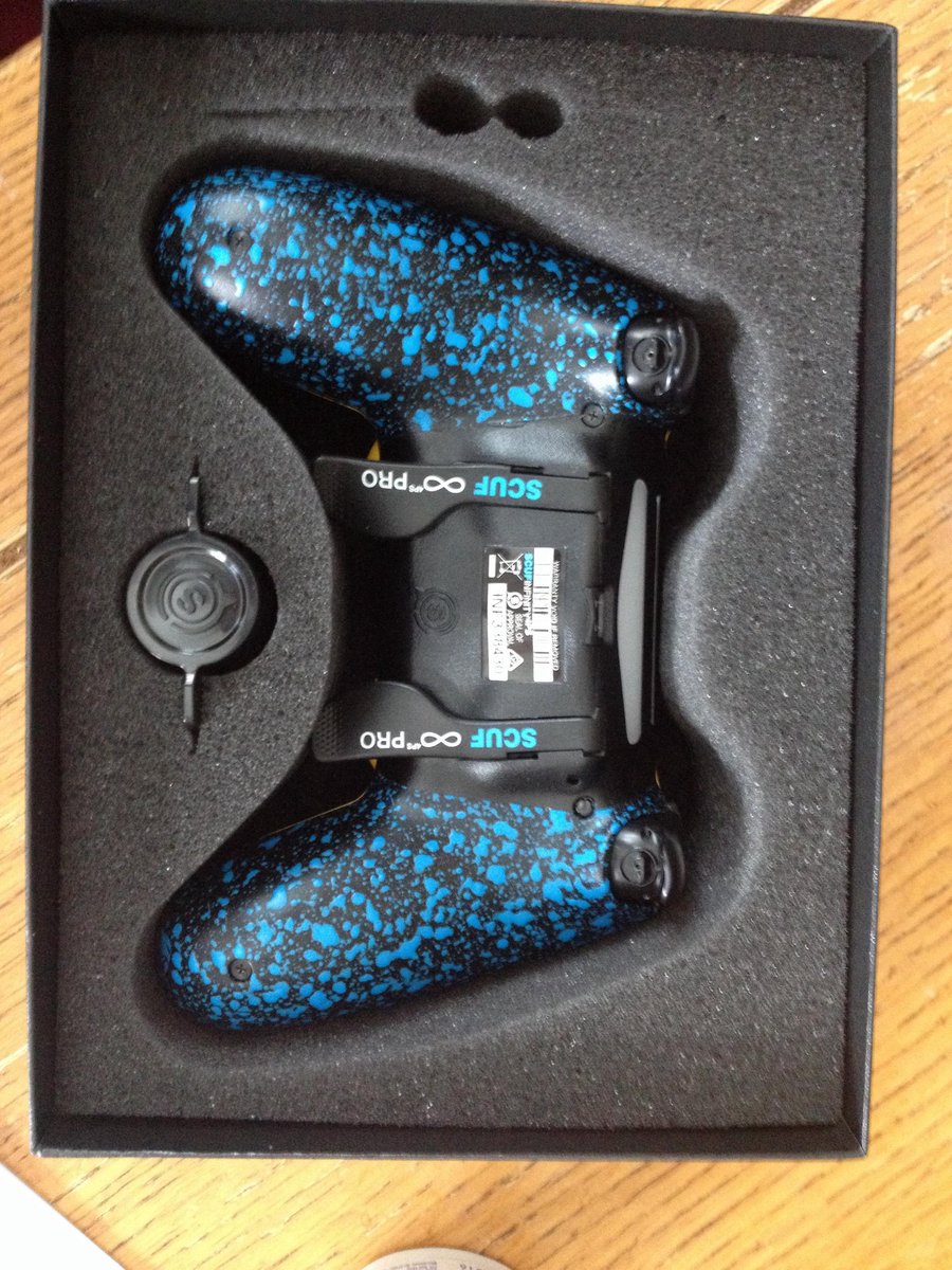 MultipleProduc1's tweet photo. Just got a scuf for my birthday. Hyped as fuck shout out @Elviishh @BroBro_Fet y'all the best https://t.co/CkqFRTqxmN