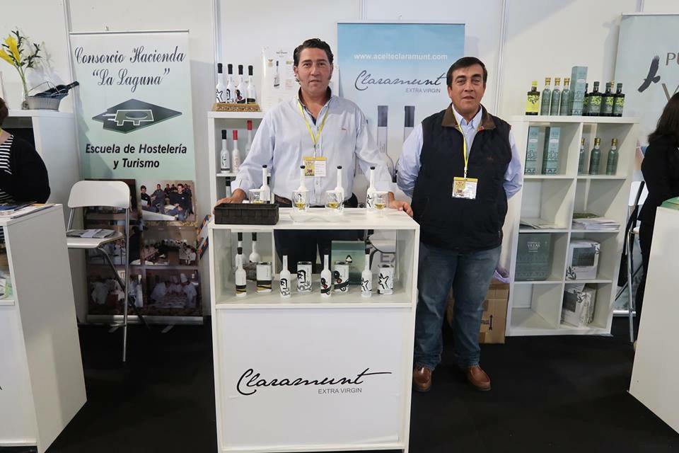 grupomt_'s tweet photo. 💡#MTTrabajos 
Queremos dar las gracias a nuestros clientes que han confiado una vez más en nosotros para sus trabajos de impresión en esta edición de la Feria de @FUTUROLIVA1 y a la organización por tan encomiable labor, 

#GRACIAS Y ENHORABUENA A TODOS! 💙

#Feria #Futuroliva https://t.co/802ze01fFB