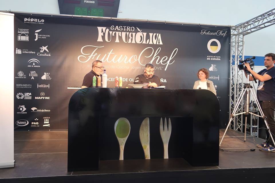 grupomt_'s tweet photo. 💡#MTTrabajos 
Queremos dar las gracias a nuestros clientes que han confiado una vez más en nosotros para sus trabajos de impresión en esta edición de la Feria de @FUTUROLIVA1 y a la organización por tan encomiable labor, 

#GRACIAS Y ENHORABUENA A TODOS! 💙

#Feria #Futuroliva https://t.co/802ze01fFB