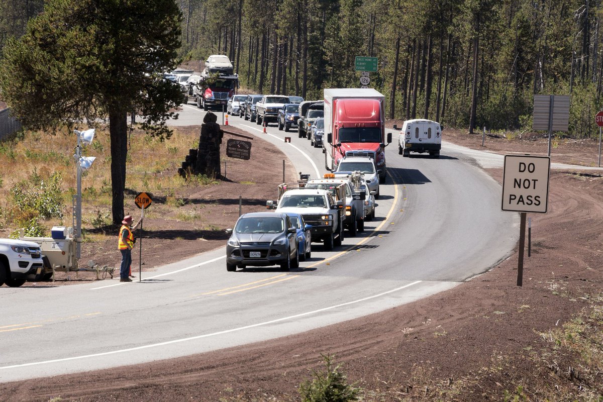 OregonDOT's tweet photo. We're getting ready for a busy construction season statewide &amp; some projects could impact how you move thru, or around construction zones. Find out in advance what’s happening in your community by signing up for construction notices &amp;  updates. Details: https://t.co/FYhPIGUIsL https://t.co/vwiTmVa7VS