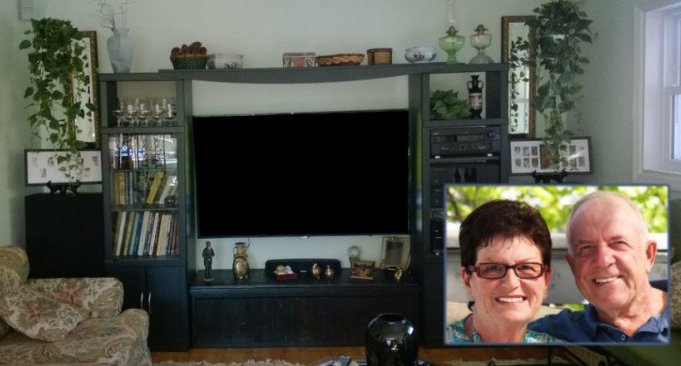 The Two Republicans Watching Tony Awards Turn TV Off In Disgust
thewhiskeyjournal.com/two-republican…