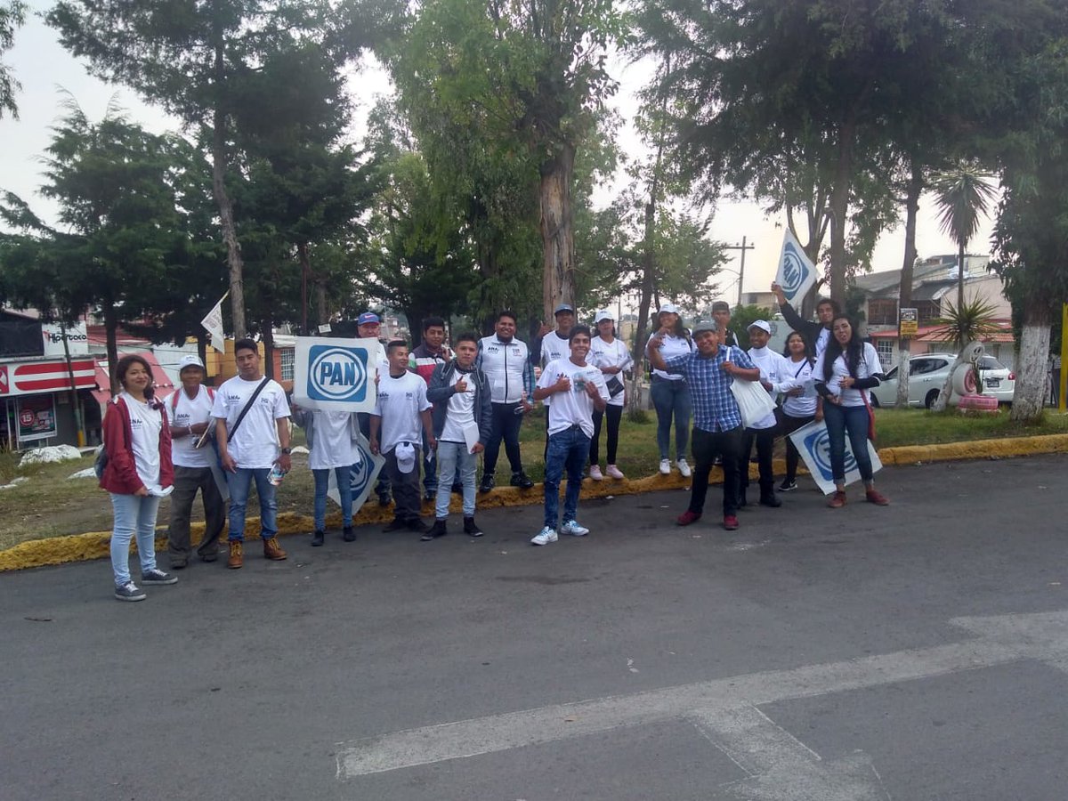jsanchez08's tweet photo. Hoy todos a una sola voz; ANA, PRESIDENTA.
@AnaBalderasMx @IngridKSC @RicardoAnayaC @VHSondon_ @luis_lunae @NelyMocinos @RomanCortesMx @Pacomirandab @HugoSal86296375 @maurogranja @ClaudiaLaraBec1 @Enrique_GlezF @Jacobo_DIOP https://t.co/RatCh8MUTP