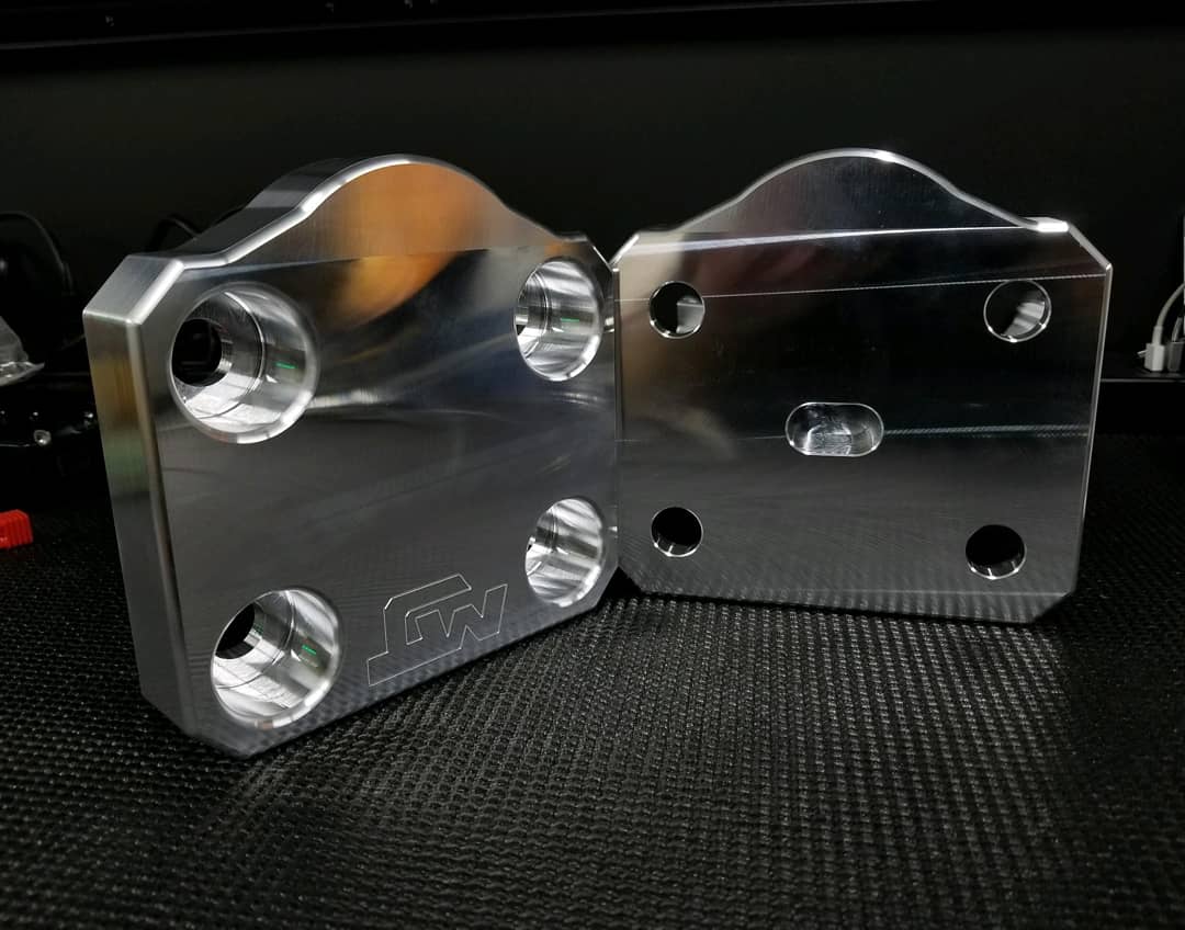 MachiningLLC's tweet photo. Nothing like the smell of coolant on a Monday morning! Now lets start ripping on some @mjdesign #crawler parts with some @dataflute endmills on our @haasautomation VF4SS. 
#machining #Boise #Idaho #cnc https://t.co/RcpuddGcyX