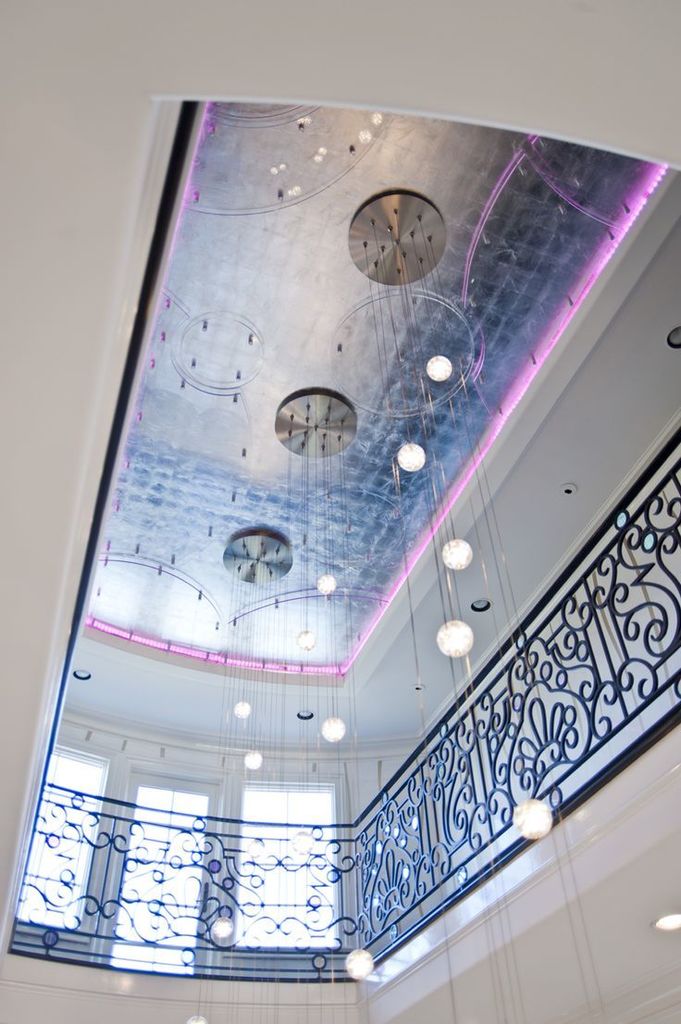 ImagoDeiGallery's tweet photo. Silver Foil Ceiling with cascading lights and led runners make for a spectacular open ceiling foyer. Imago Dei Houston - Austin - Dallas  Texas https://t.co/gm14cpK4Jp