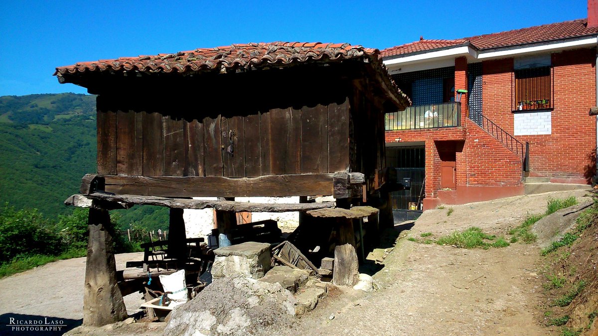 Ricardo_Laso's tweet photo. #RECONCOS / #LENA - #ASTURIAS
Reconcos es una Localidad del Concejo de Lena y perteneciente a la Parroquia de #Muñón #Cimero. Está situada a una altitud de 520 metros. https://t.co/TafoGoPnuc