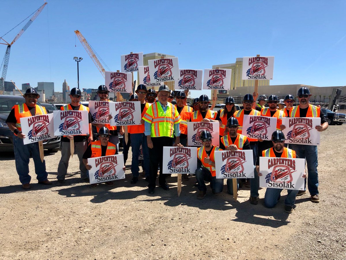 SteveSisolak's tweet image. Incredible progress being made at the @RAIDERS @UNLV Stadium! Thank you to all the #unionstrong workers who are making this new chapter in NV come to life. I am proud to stand with NV Organized Labor #nvgov #GOTV #nvjobs #VoteSisolak