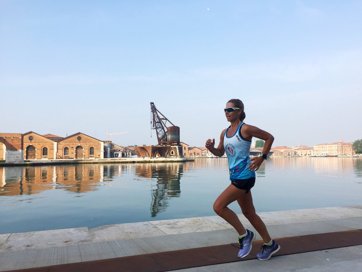 italybyrun's tweet photo. A 2 hours run next to the water to defeat the #Heatwave #Venice #sestieri #runningtour https://t.co/5tJG80G9GE
