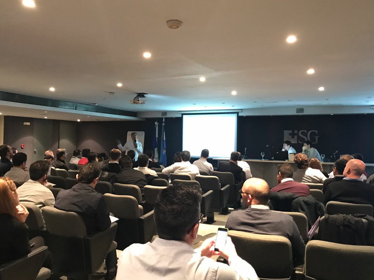 DrBettinotti's tweet image. Comenzó el Curso de Formación en uso de Rotablator que estoy dictando en el Sanatorio Güemes. Gracias a todos los médicos cardiólogos hemodinamistas que participan de este taller teórico-práctico.

#cardiologia #hemodinamia #rotablator #Salud