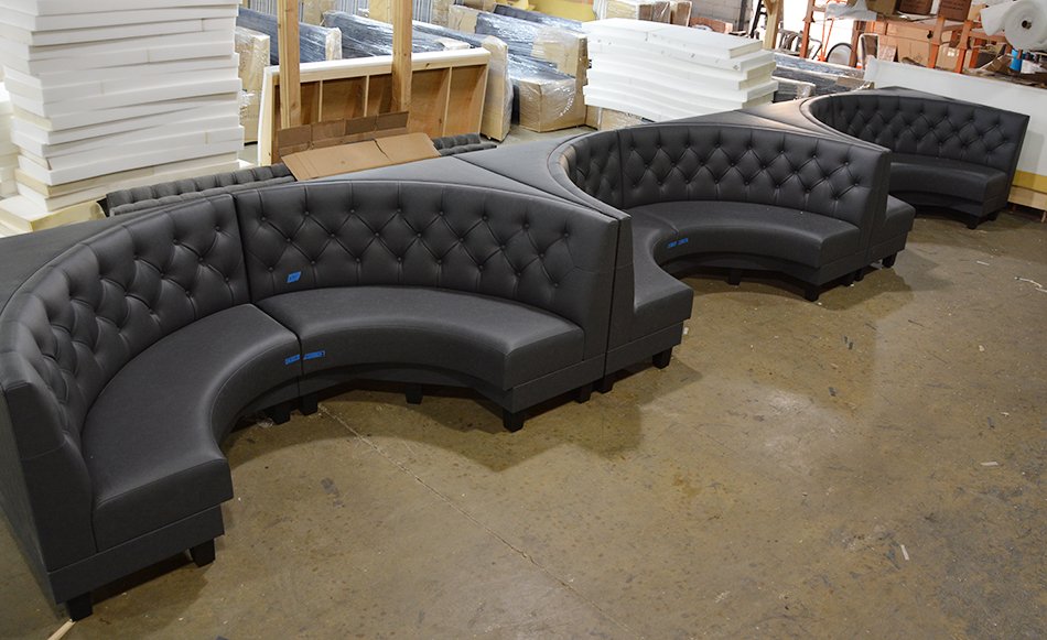 MaxsunGroup's tweet image. U-Shaped Booths for Ports of Italy! #booth #banquette