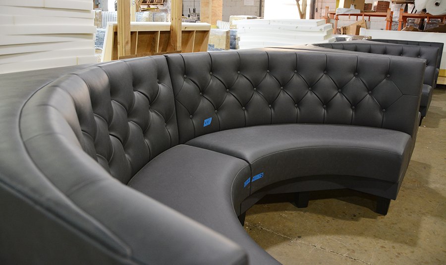 MaxsunGroup's tweet image. U-Shaped Booths for Ports of Italy! #booth #banquette