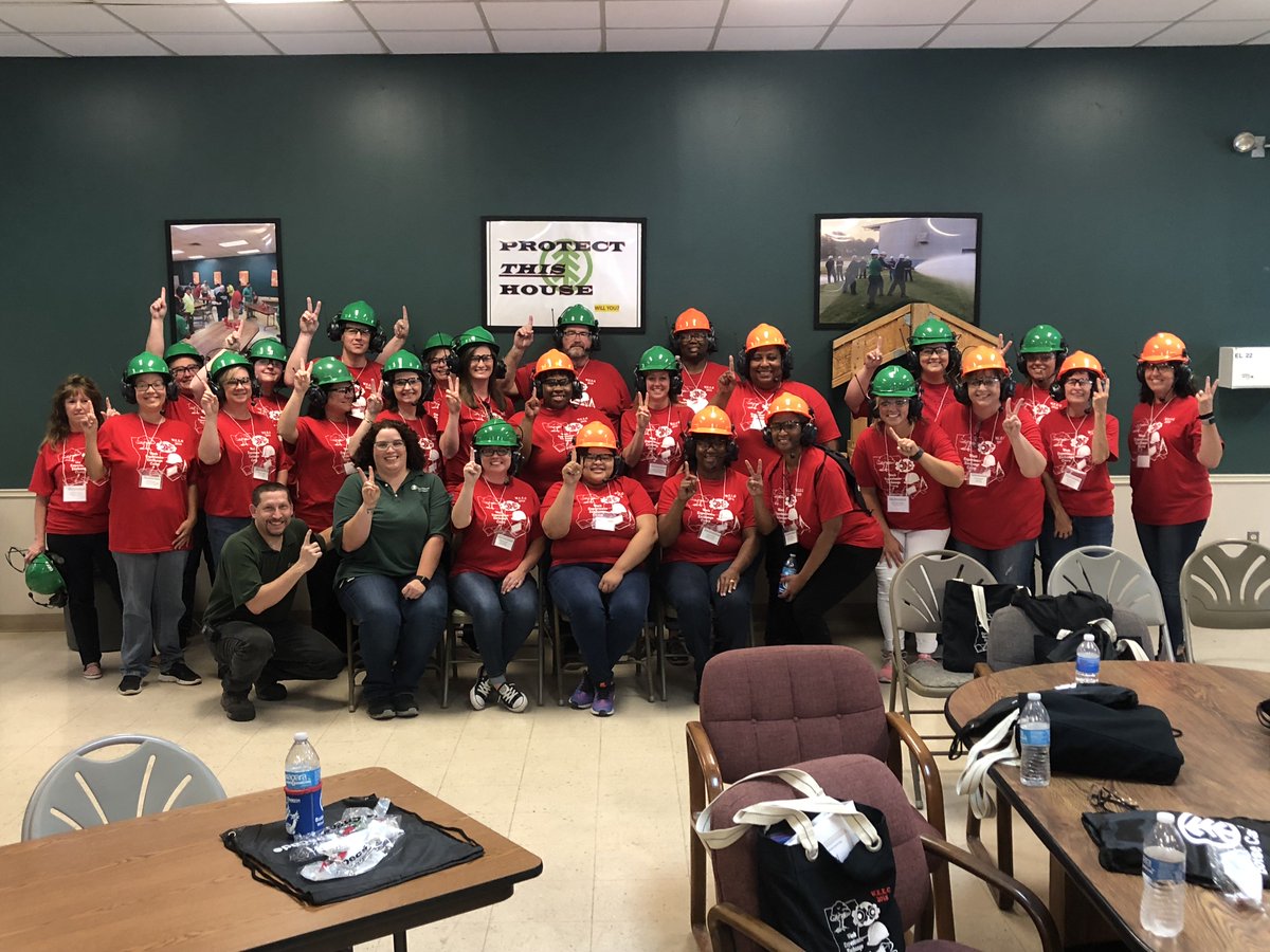 rapides_trf's tweet photo. Another successful #WEEcamp is complete! 25 teachers, hosted by 12 employers who made time to provide tours, answer questions, and show the skills needed for workplace success. Thank you to all! #PreparingTomorrowsWorkforce https://t.co/3PVDbaA5gH