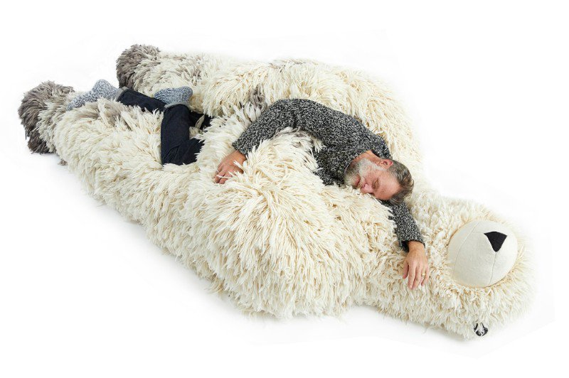 agentemma's tweet image. @antoniasteynshot @porkyhefer for @southernguild 'Endangered' at Design Miami/ Basel. Thanks to @SunshineCompany