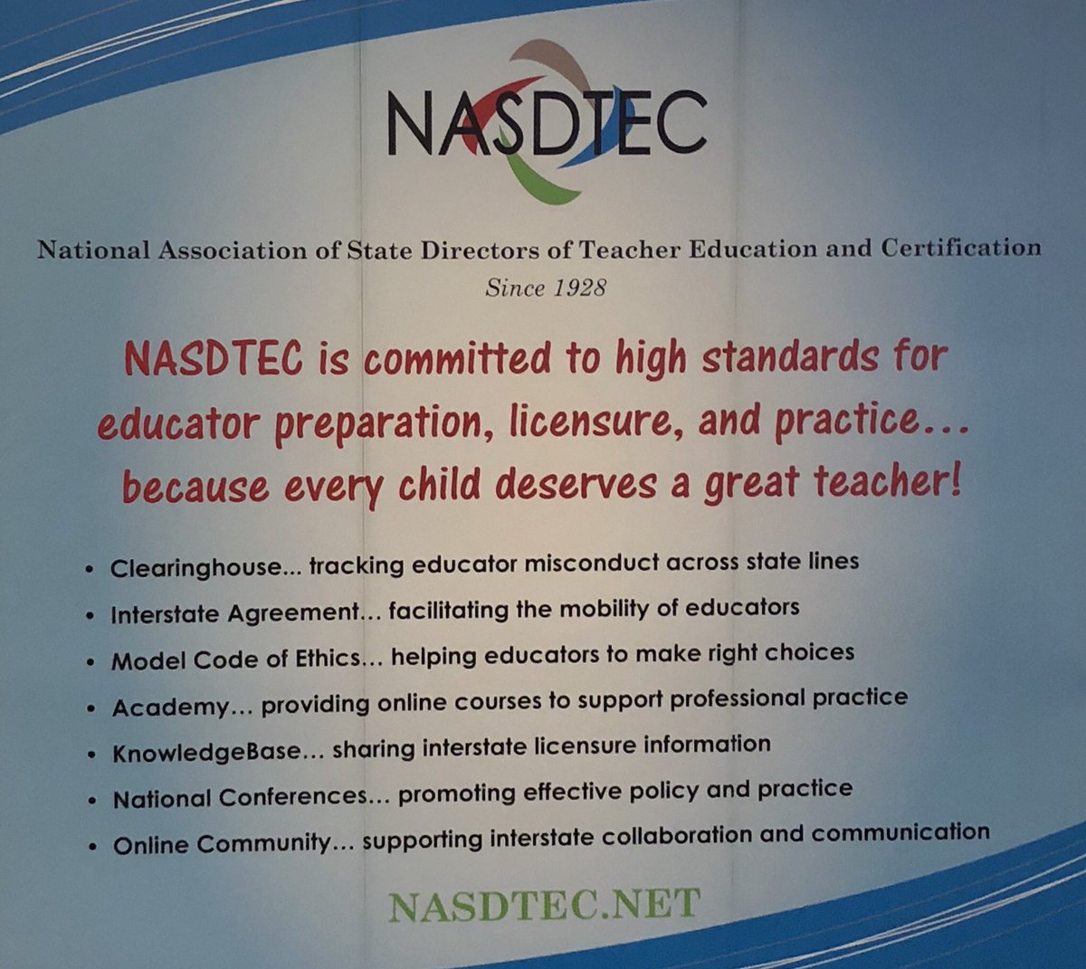 sgilhuley's tweet photo. Getting ready to “Share our District Story” @NASDTEC in Minneapolis #nasdtec18 #gomules🔹🔸@MalverneSpecEdu @HTHMiddleSchool @racheligross @MargueriteIzzo https://t.co/lGNUnsY0Qm