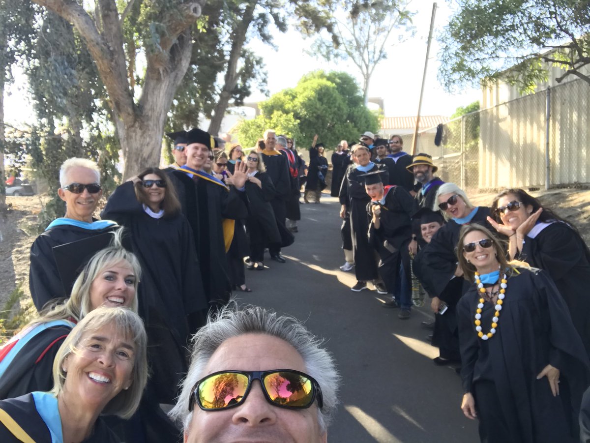 DKriedeman's tweet photo. Graduation is a college and career celebration!   #OUSDleads #teampressurepoint #TeamNotAsCoolAsSteveBessant https://t.co/nN9IPbsecH