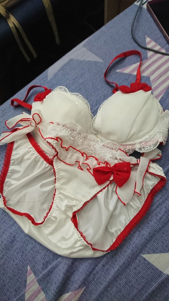 凝ちゃんon Twitter Emmmmm 認真研究化妝set頭之後很小再拍這類內衣福利照 全注重在樣子造型妝容上qaq 這已經是很舊的車 偽娘 女装男子 凝ちゃんon Twitter Emmmmm 認真研究化妝set頭之後很小再拍這類內衣福利照 全注重在樣子造型妝容上qaq 這已經是很舊的車 偽娘 女装男子