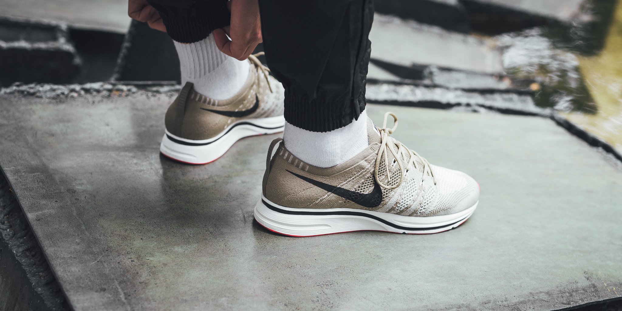 Titolo on Twitter: "Nike Flyknit Trainer - Neutral Olive/Velvet Brown-Sail  on #sale right now ❗️ take a l👀k over here ➡️➡️➡️ https://t.co/7DSxuYZh6U  #sale #sales #sneakers #nike #adidas #puma #reebok #asics #vans #converse #