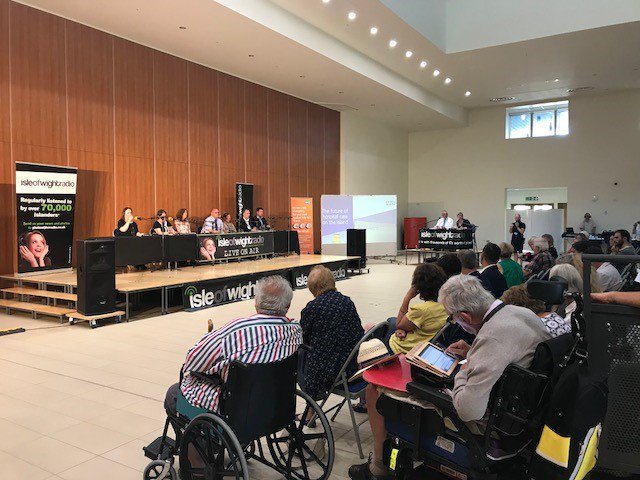 MyLifeAFullLife's tweet image. Our health event is underway in Cowes around 75 people here asking their questions and sharing their views about proposals for the redesign of IW acute services. Many more listening in to IW Radio or contributing live online. Thankyou to everyone taking part in some way #WightNHS