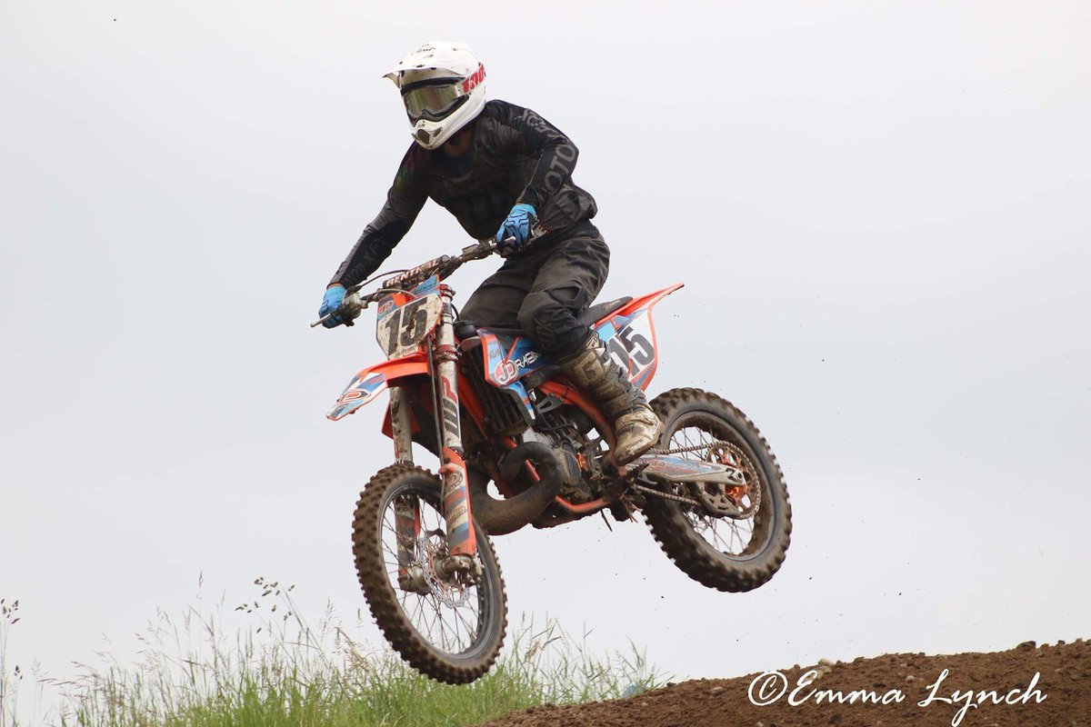 Rusty_PT's tweet photo. 🍾 P1️⃣ for Olly this weekend taking 5 out of 5 wins in Ireland 🇮🇪 Olly has been training hard with me now for a long time and is a pleasure to train,great work mate see you tomorrow evening 🏋🏼💪🏽 #rustypt #personaltrainer #rustypersonaltrainer #yeovil #motocross https://t.co/QjUsEFiLE4