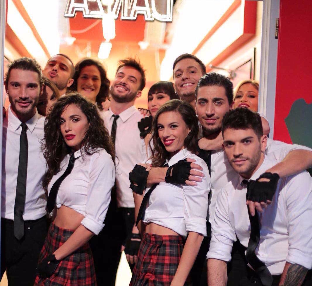 ikigarry94's tweet photo. Un ringraziamento speciale a TUTTI i professionisti di questa edizione per aver dato un senso ad ogni coreografia salvando anche quelle ballate dai ‘meno talentuosi’ ed averci regalato sano trash ogni giorno con le loro ig stories (frasi in vari dialetti e “eccolo qui!”) #Amici17 https://t.co/WabggxwByo
