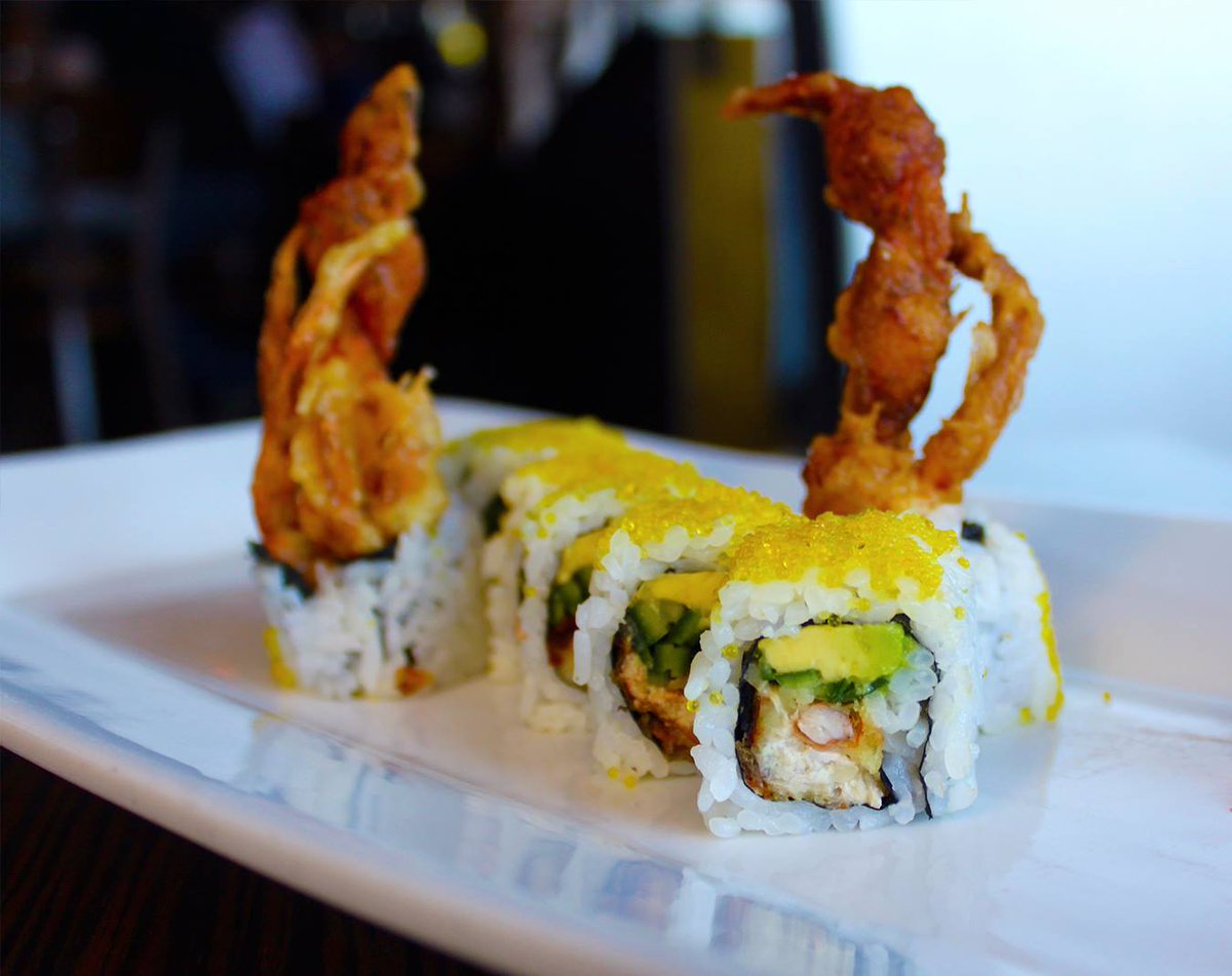 Who says weekdays are not worthy of extraordinary experiences? Join us tonight from 4pm - 6pm and discover our 1/2 off sushi and bar menu! . #tenprime #halfoffsushi #steakandsushi #beststeakhouse #foodPorn #pvd #pvdeats