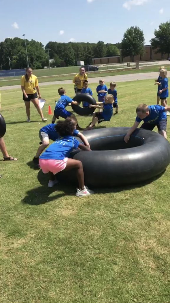 southernkyfca's tweet photo. SCKY FCA POWER CAMP in FULL EFFECT 
💥💥💥💥💥💥
#fcacamps #fcapowercamp #fcastrong #sckyfca https://t.co/PXW3yMYygh