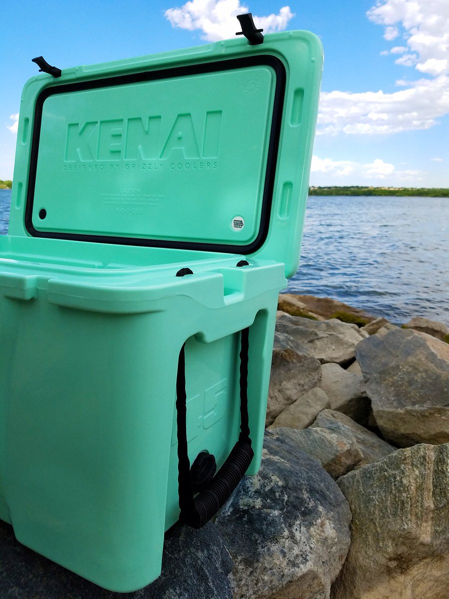 Grizzly Coolers (@grizzlycoolers) on Twitter photo Check out the KENAI 45 review by <a href="/GameAndFishMag/">Game & Fish</a> and then get 10% off your new KENAI 45 using code KENAI10 at grizzlycoolers.com
gameandfishmag.com/gear-accessori… Check out the KENAI 45 review by <a href="/GameAndFishMag/">Game & Fish</a> and then get 10% off your new KENAI 45 using code KENAI10 at grizzlycoolers.com
gameandfishmag.com/gear-accessori…