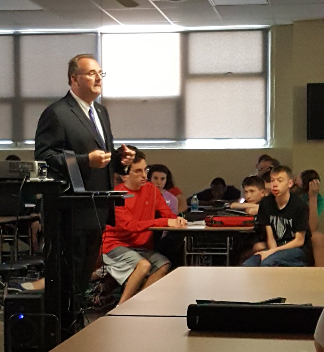 MercerCoPros's tweet image. Thank you to @NewJerseyAG Grewal for joining Prosecutor @onofri42 today for a presentation of the #SafeStop” campaign to students and staff @NewgrangeSchool in Hamilton.  For more information: nj.gov/oag/safestopnj/  #SafeStopNJ