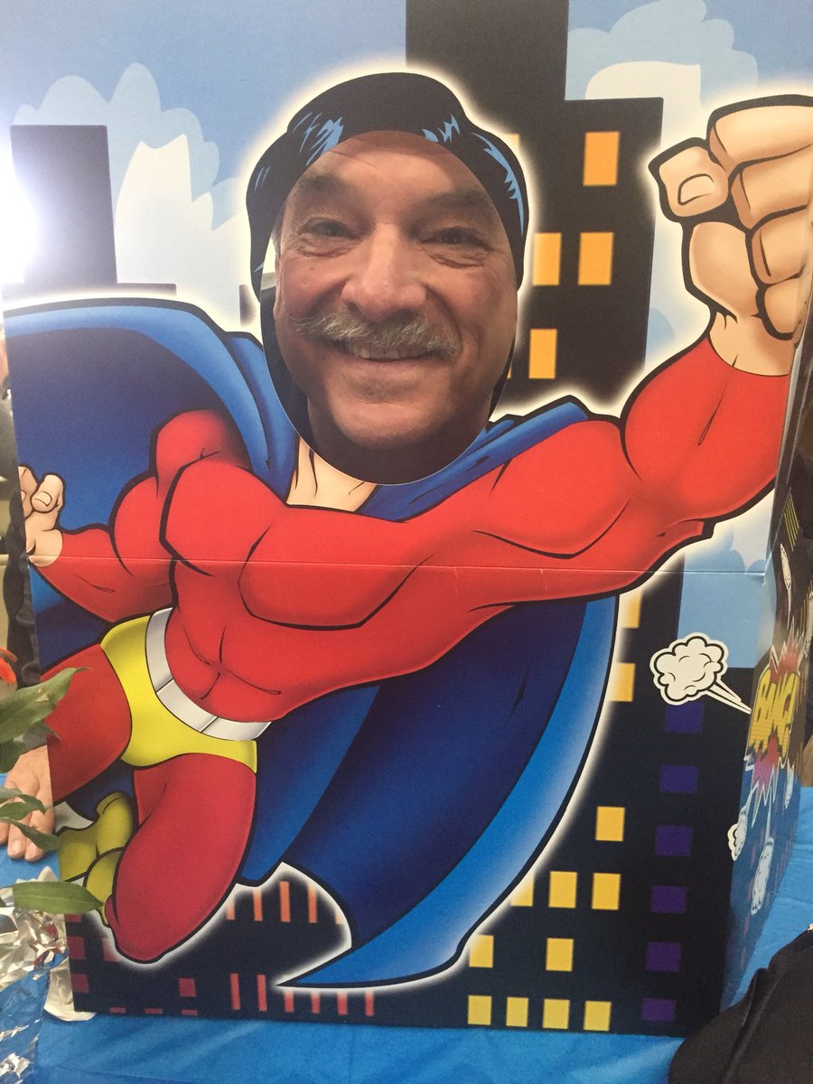 dlindsay77's tweet photo. #modocedtech spandex rules https://t.co/aIpaBrNoDH