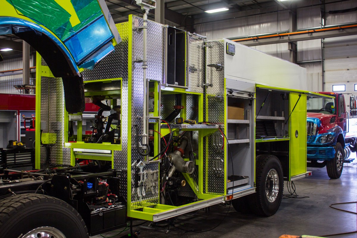 FortGarryFire's tweet photo. Progress shots for Leduc County

#FGFT #FortGarryFireTrucks #FireTrucks #Leduc #EmergencyResponse https://t.co/PcwHko0HCu